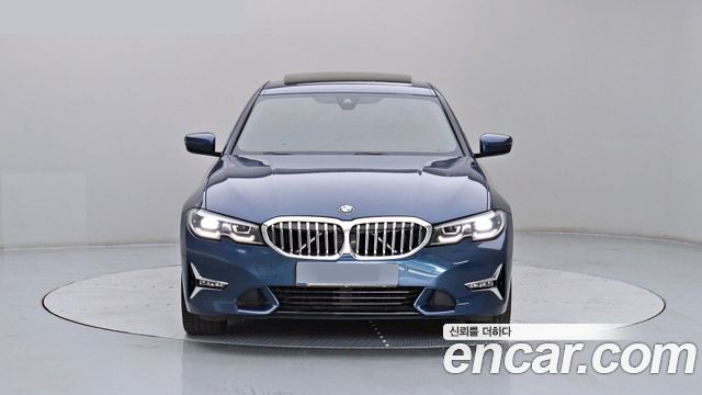 BMW 3-Series G20 320i Luxury - фото 1