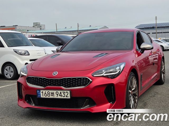 Kia Stinger 2.0 Turbo 2WD Platinum - фото 0