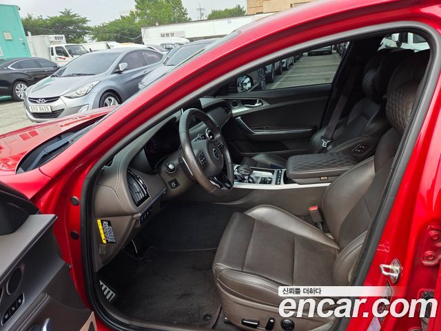 Kia Stinger 2.0 Turbo 2WD Platinum - фото 4
