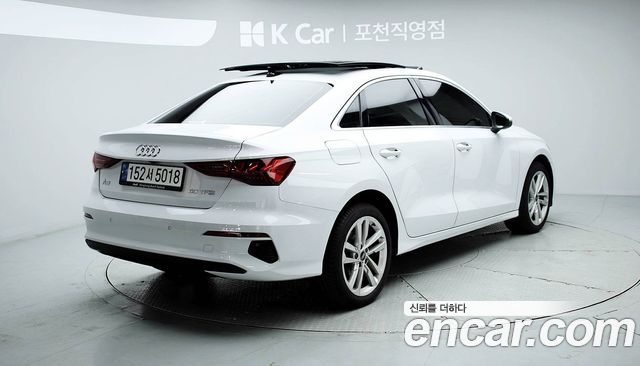 Audi A3 40 TFSI - фото 1
