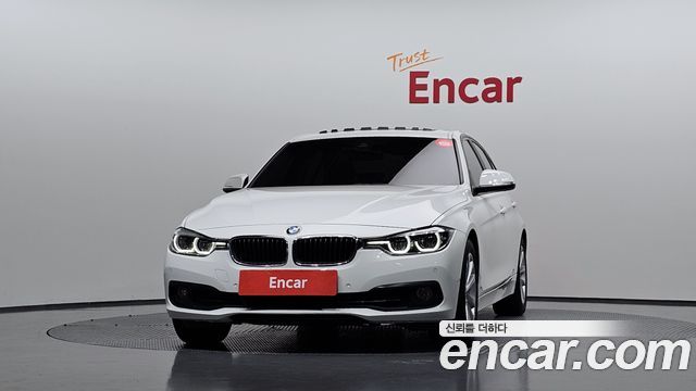 BMW 3-Series F30 320d - фото 2