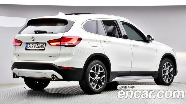 BMW X1 F48 xDrive 20i xLine - фото 1