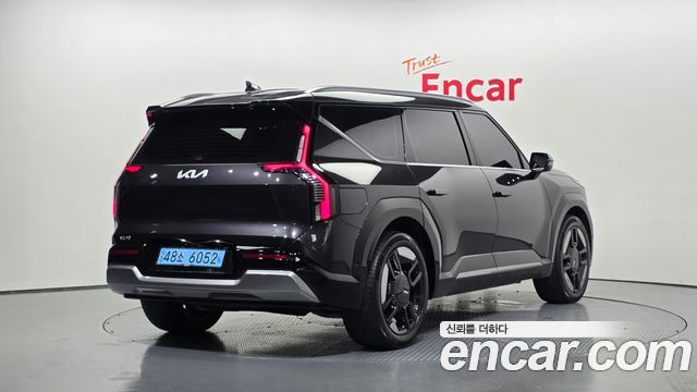 Kia EV9 Long Range 4WD Earth - фото 1