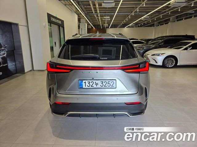 Lexus NX 2-го поколения F-Sport - фото 3