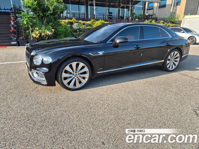 Bentley Flying Spur 3-го поколения 6.0 - фото 0
