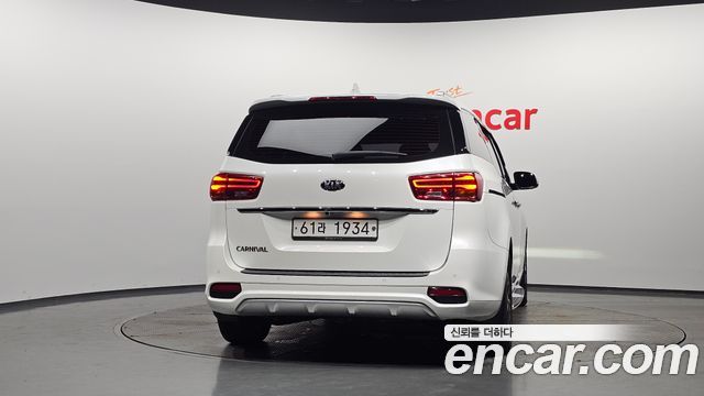 Kia Carnival Новый 9-Seater Noblesse Special - фото 3