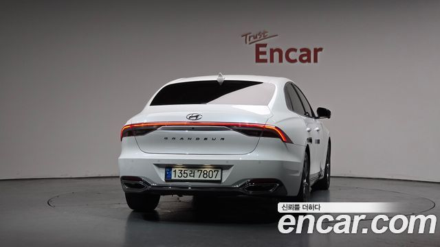 Hyundai Grandeur Новый IG 2.5 Le Blanc - фото 2