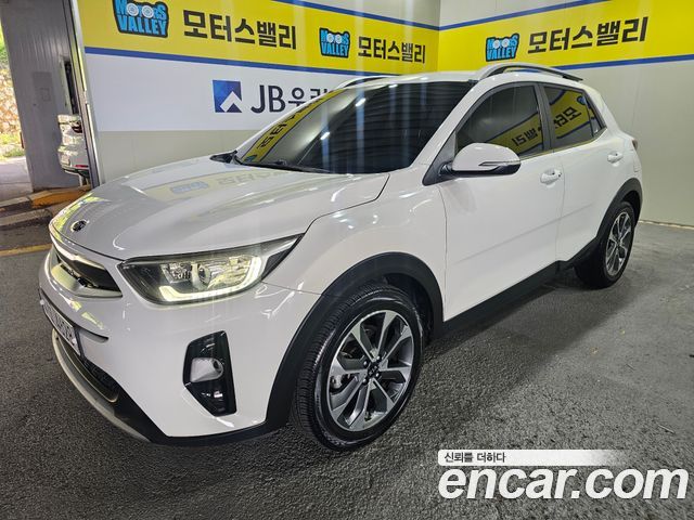Kia Stonic Diesel 1.6 Trendy - фото 1