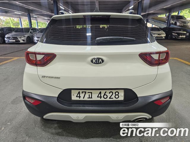 Kia Stonic Diesel 1.6 Trendy - фото 4