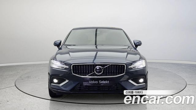 Volvo S60 3-го поколения B5 Ultimate Bright - фото 2