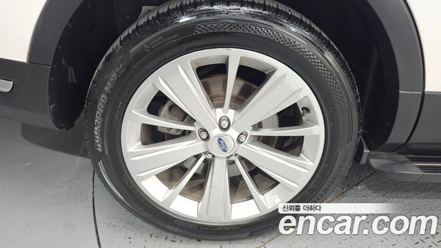 Ford Explorer 2.3 Limited 4WD 5th - фото 4