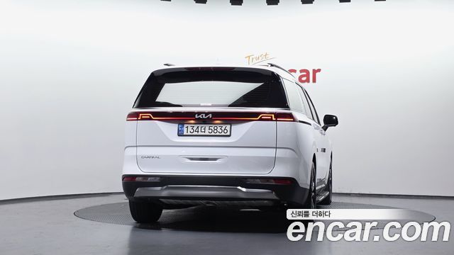 Kia Carnival 4-го поколения Gasoline 7-Seater Signature - фото 3
