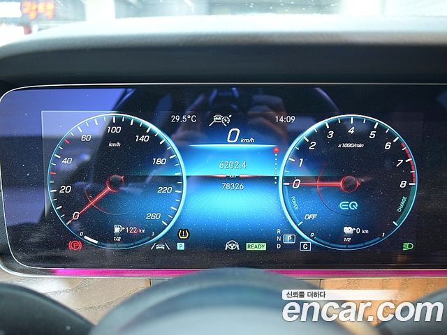 Mercedes-Benz E-Class W213 E300e 4MATIC Exclusive - фото 4