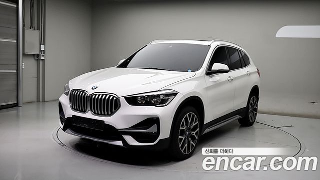 BMW X1 F48 xDrive 20i xLine - фото 0