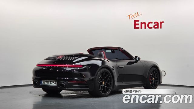 Porsche 911 Carrera 4S Cabriolet - фото 1
