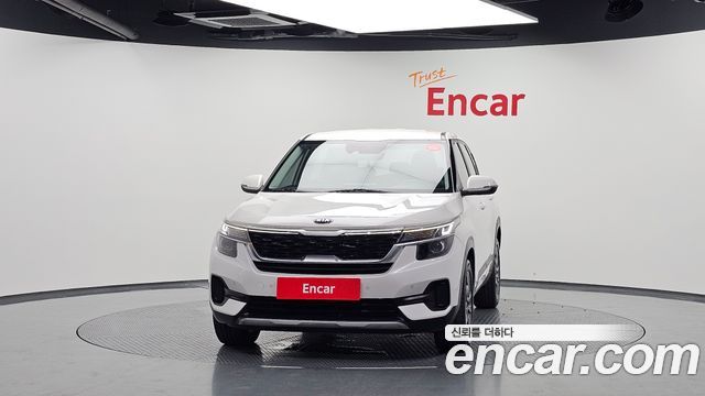Kia Seltos Diesel 1.6 2WD Prestige - фото 2