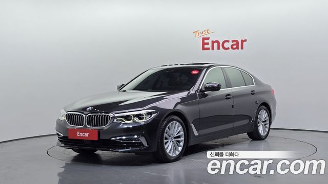 BMW 5-Series G30 520d xDrive Luxury Plus - фото 0