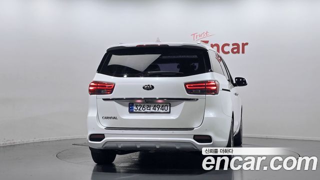 Kia Carnival Новый 9-Seater Prstige - фото 3