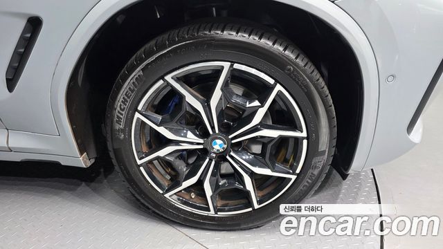 BMW X4 G02 xDrive20i M Sport - фото 4