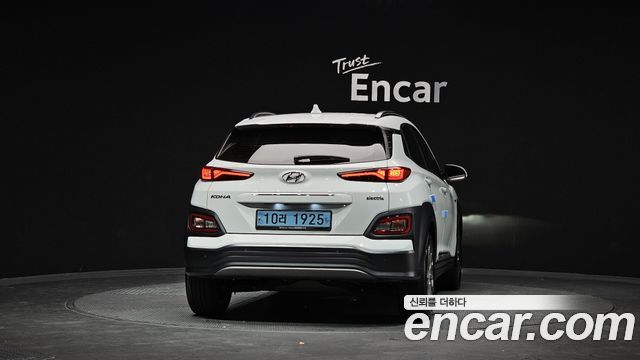 Hyundai Kona Premium - фото 3
