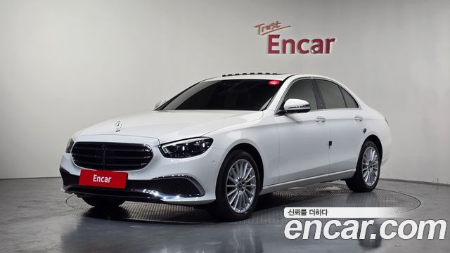 Mercedes-Benz E-Class W213 E220d 4MATIC Exclusive - фото 0