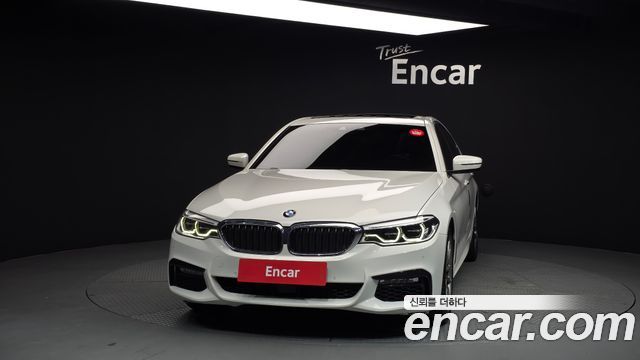 BMW 5-Series G30 530i M Sport Package - фото 2