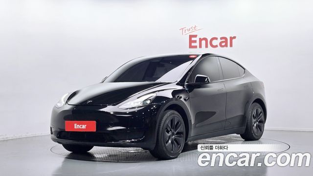 Tesla Model Y RWD - фото 0
