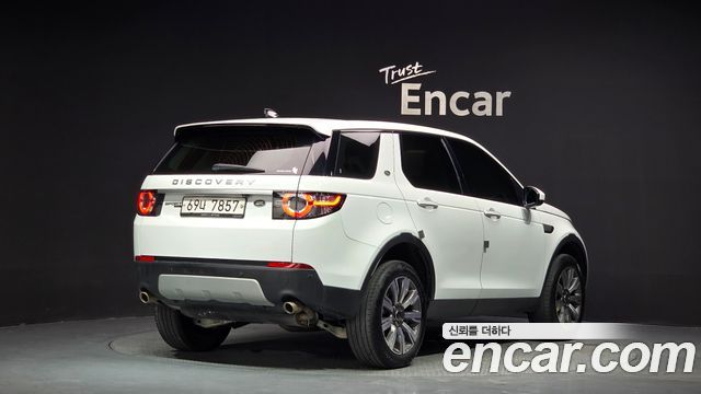 Land Rover Discovery Sport Sports 2.0 TD4 HSE Luxury - фото 1
