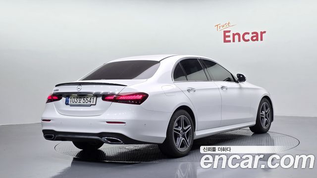 Mercedes-Benz E-Class W213 E250 AMG Line - фото 1