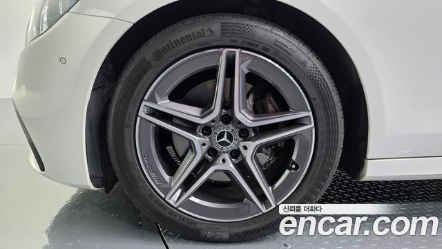 Mercedes-Benz E-Class W213 E250 AMG Line - фото 4