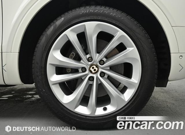 Bentley Bentayga 4.0 V8 - фото 4