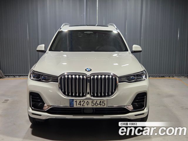 BMW X7 G07 xDrive 40i Design Pure Excellence 7-Seater - фото 1