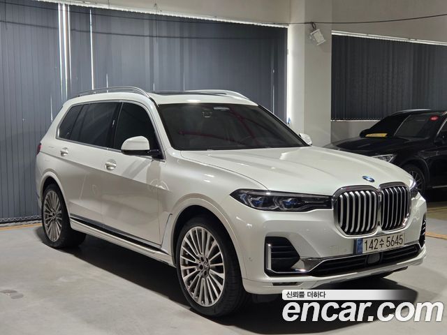 BMW X7 G07 xDrive 40i Design Pure Excellence 7-Seater - фото 2