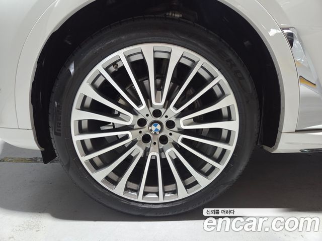 BMW X7 G07 xDrive 40i Design Pure Excellence 7-Seater - фото 4