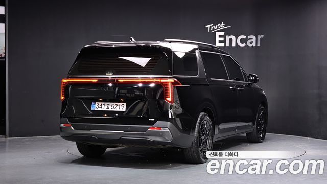Kia Carnival Новый 4-го поколения Gasoline 7 Seater X Line - фото 0