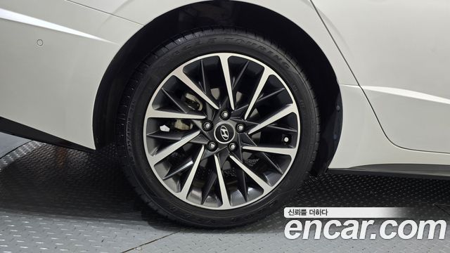 Hyundai Sonata DN8 2.0 Premium Millennial - фото 4