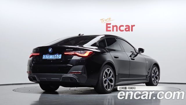 BMW i4 eDrive40 M Sports - фото 1