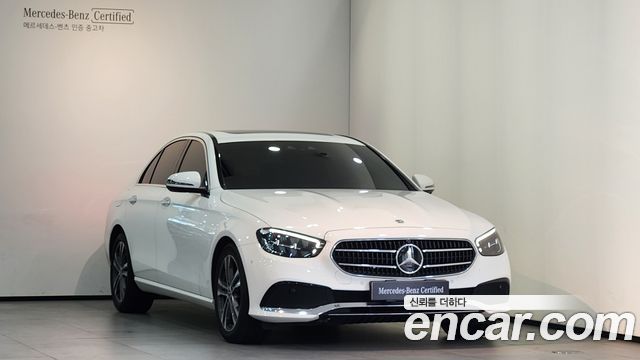Mercedes-Benz E-Class W213 E250 Avantgarde - фото 0