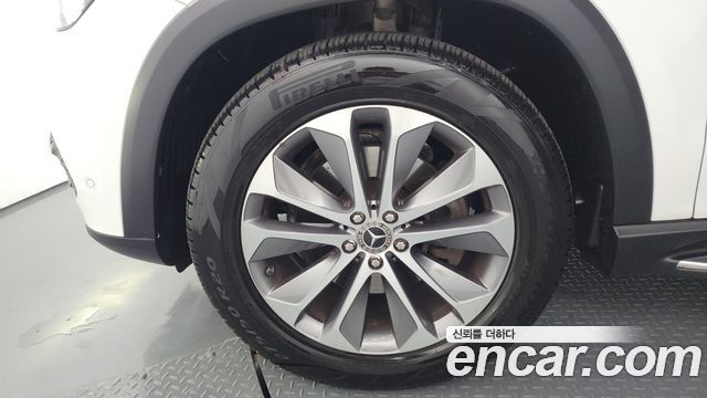 Mercedes-Benz GLE-Class W167 GLE300d 4MATIC - фото 4
