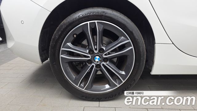 BMW 1-Series F40 118d Sport - фото 4