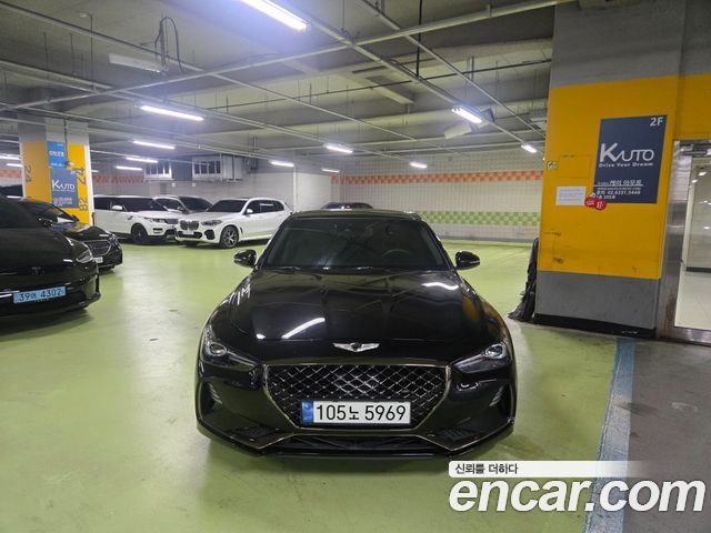 Genesis G70 2.0T Sport Package - фото 1