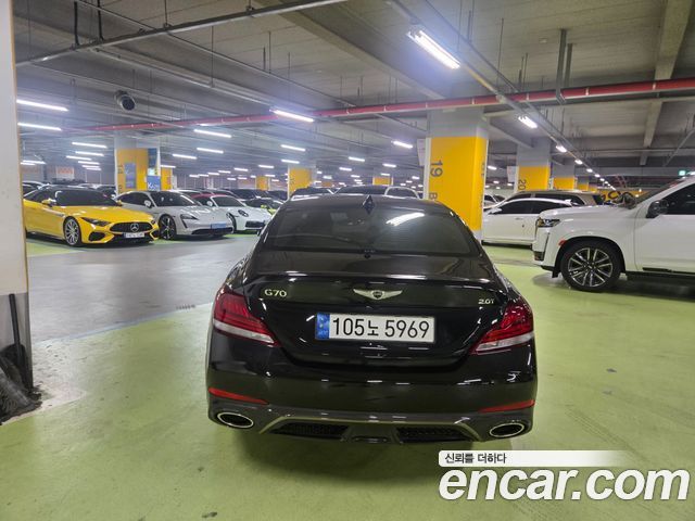 Genesis G70 2.0T Sport Package - фото 4