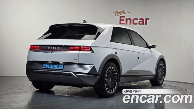 Hyundai Ioniq5 Long Range AWD Prestige - фото 1