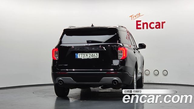 Ford Explorer 6-го поколения 2.3 LimIted 4WD - фото 3