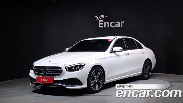 Mercedes-Benz E-Class W213 E250 Avantgarde - фото 0
