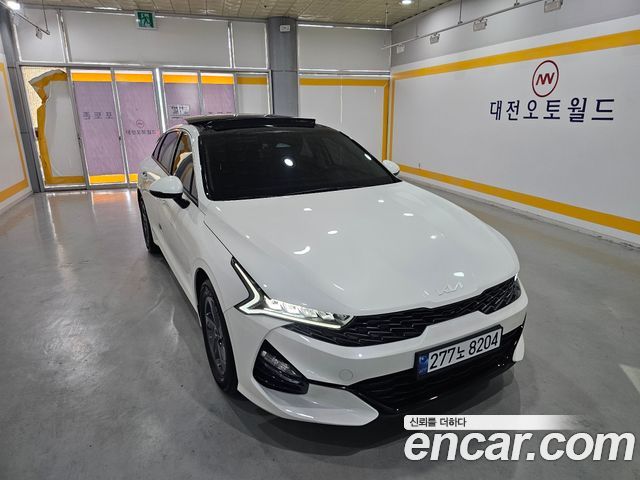Kia K5 3-го поколения 2.0 LPI(Renter car) Trandy - фото 0