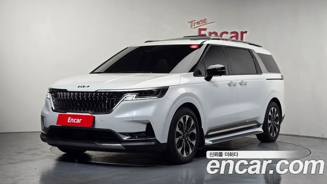 Kia Carnival 4-го поколения 9-Seater Signature - фото 0