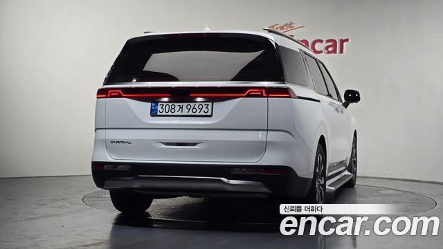 Kia Carnival 4-го поколения 9-Seater Signature - фото 3