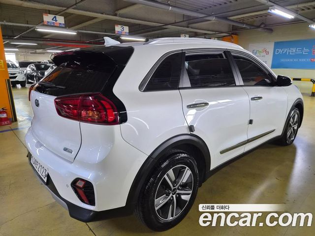 Kia Niro Новый 1.6 HEV Prestige - фото 3