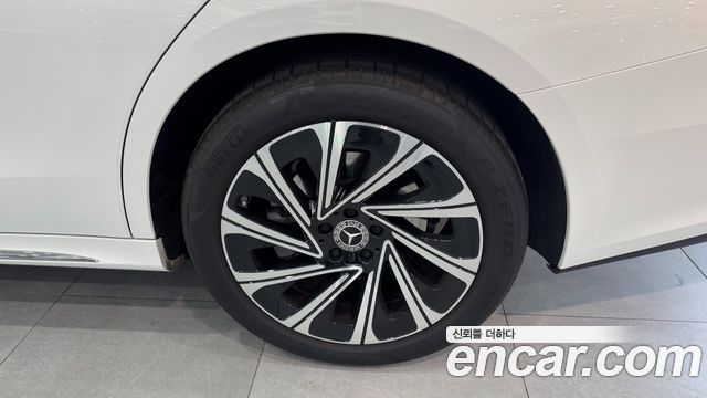 Mercedes-Benz E-Class W214 E300 4MATIC Exclusive - фото 4